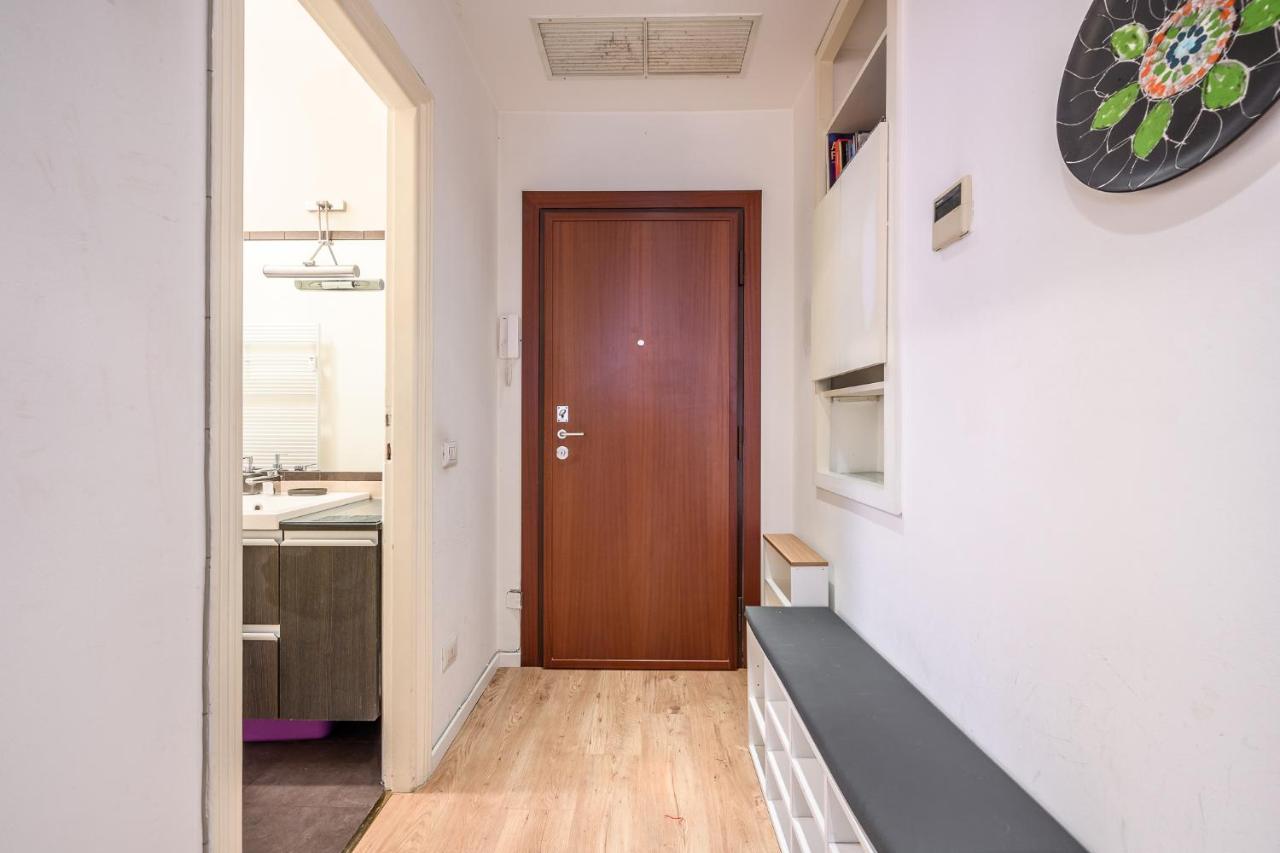 The Lantern Flat - Darsena Area Apartment Milano Exterior foto